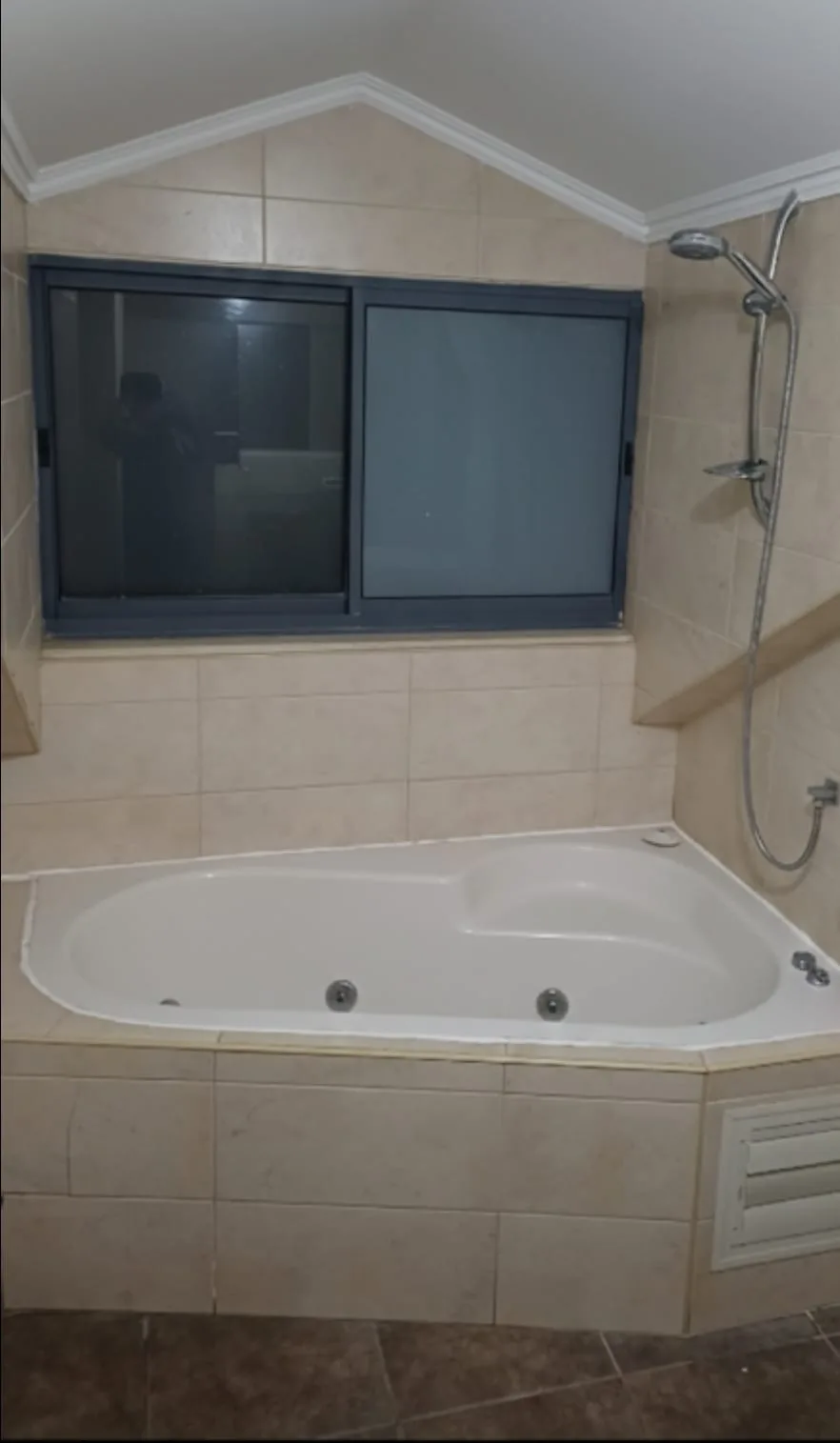 אירוח רייכלר — אור הגנוז